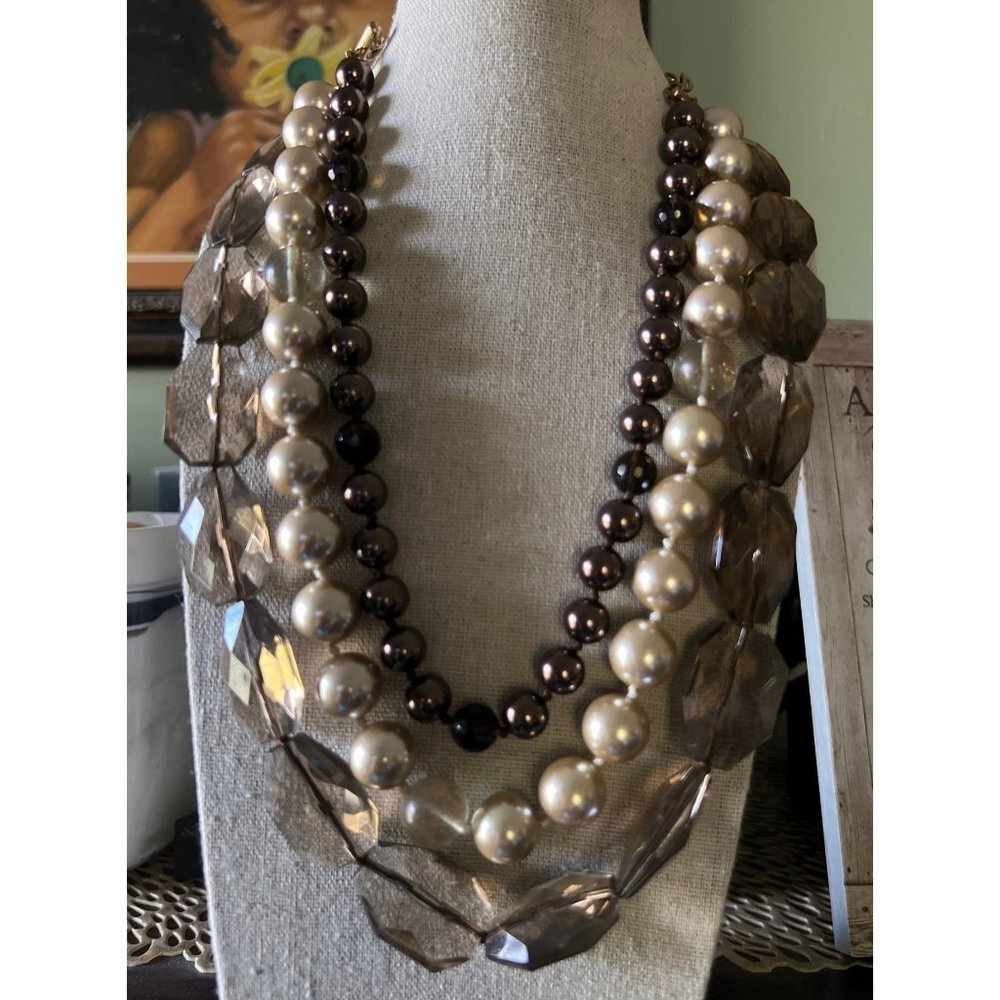 Stella & Dot Pearl Statement Necklace